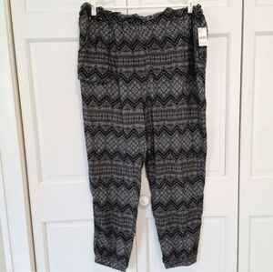 Simply Emma crinkled printed joggers - NWT